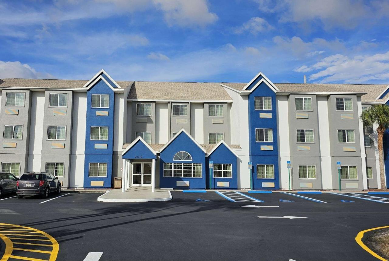 Microtel Inn&Suites by Wyndham Bushnell Exterior foto