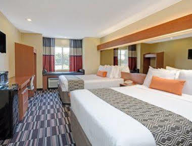 Microtel Inn&Suites by Wyndham Bushnell Exterior foto